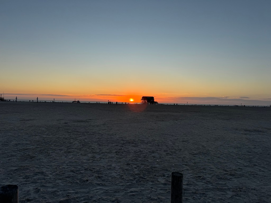 Sonnenuntergang Sankt Peter Strand